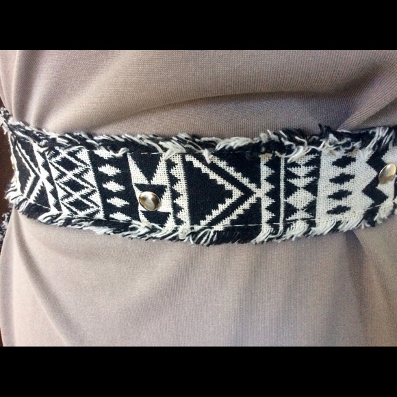 ❤️ BOHO BLACK/CREME ADJUSTABLE BELT - Picture 2 of 5